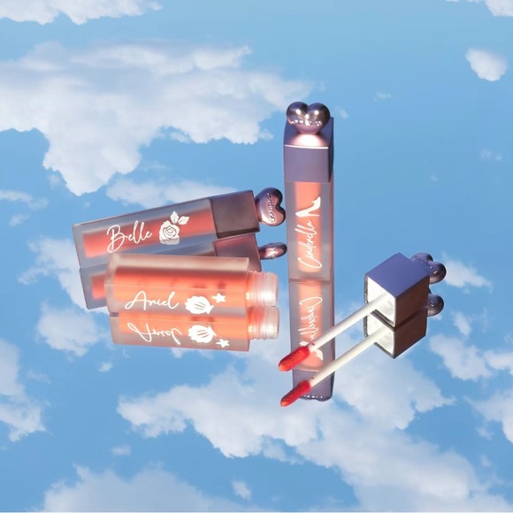 The Crème Shop Cinderella’s Wishes Bundle - Picture 4 of 6